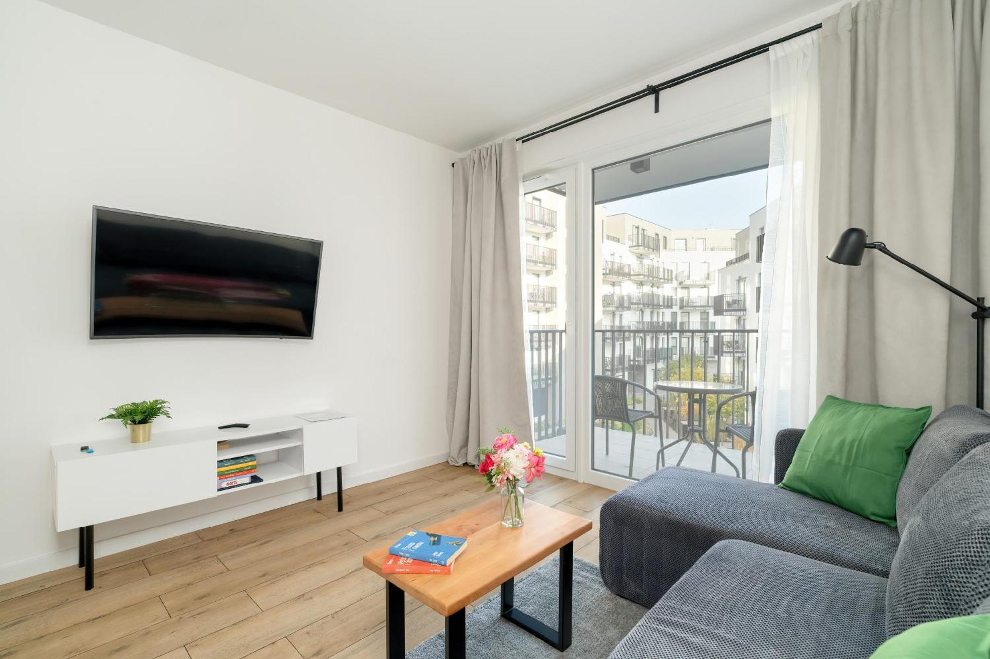 Stylish & Comfy Garbary Apartments With Parking By Noclegi Renters Познан Екстериор снимка